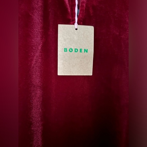Boden Women’s Velvet Frill Neck Top - Picture 6 of 6